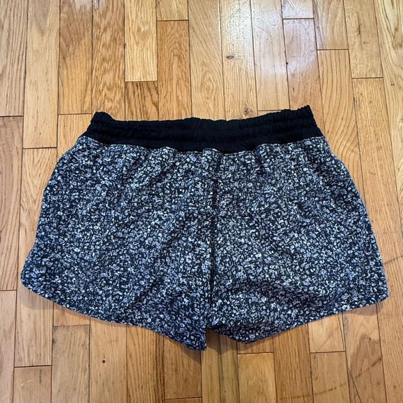 Stylish Black and Gray Women's Shorts #434 - Picture 2 of 5